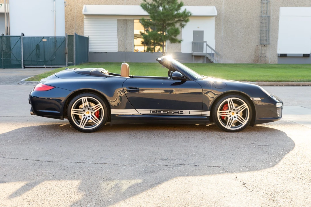 2011 Porsche 997 Carrera 4S - Image 9 of 31