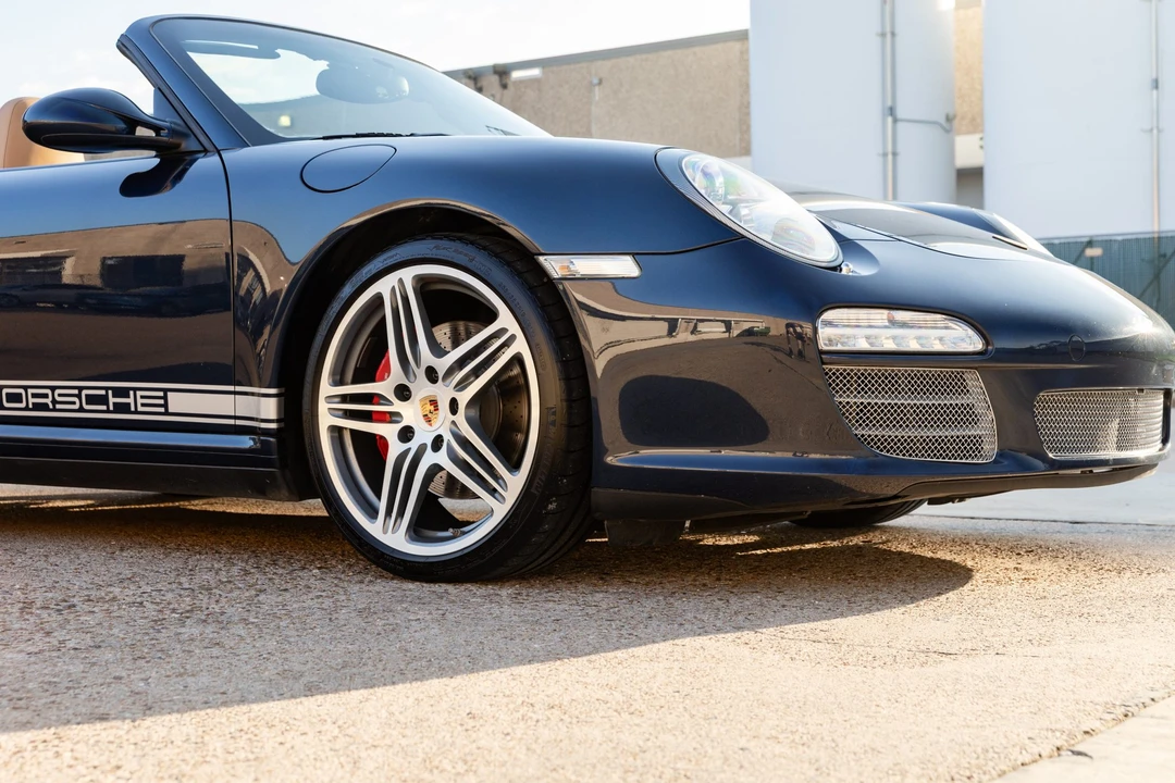 2011 Porsche 997 Carrera 4S - Image 27 of 31