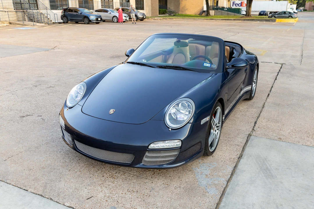 2011 Porsche 997 Carrera 4S - Image 20 of 31