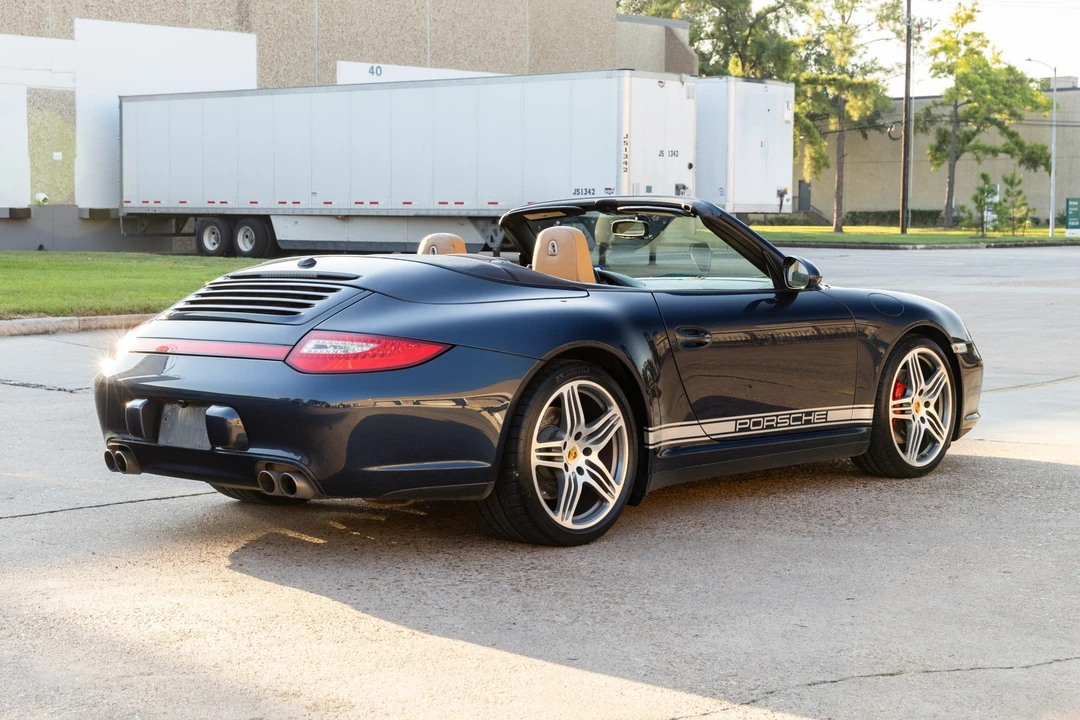 2011 Porsche 997 Carrera 4S - Image 8 of 31