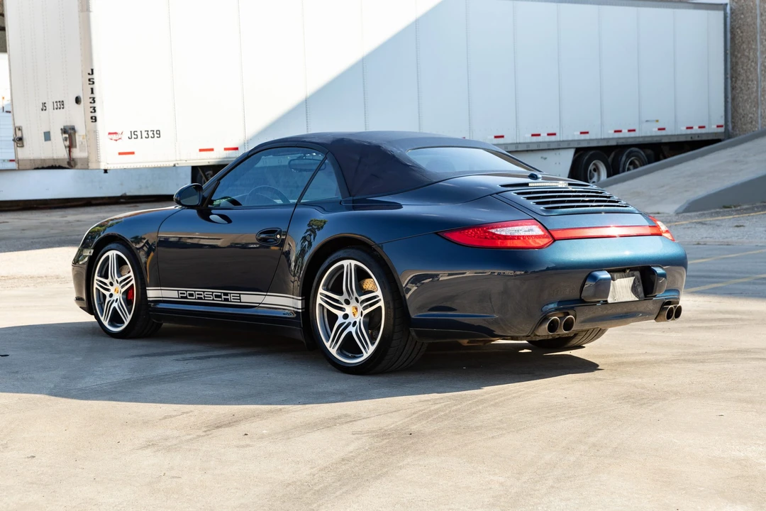 2011 Porsche 997 Carrera 4S - Image 14 of 31