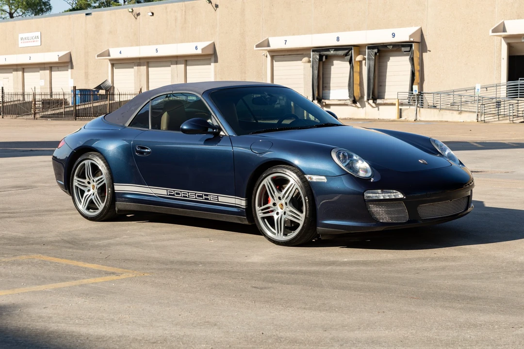2011 Porsche 997 Carrera 4S - Image 10 of 31