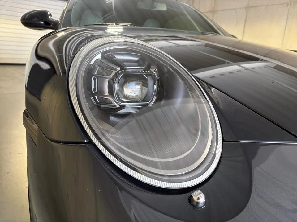2011 Porsche 997 Carrera 4S - Image 14 of 31