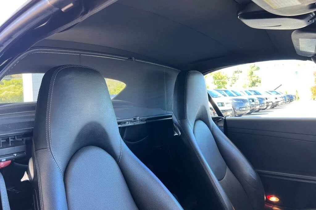 2011 Porsche 997 Carrera 4S - Image 18 of 27