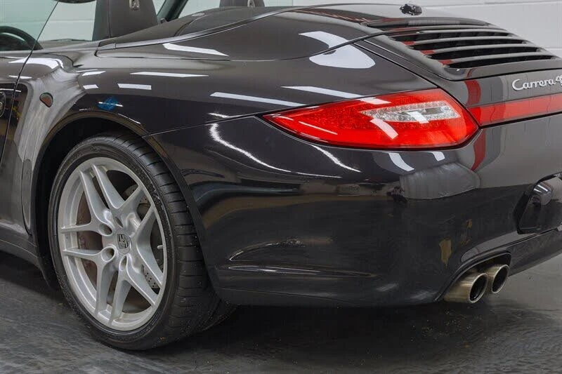 2011 Porsche 997 Carrera 4S - Image 18 of 29