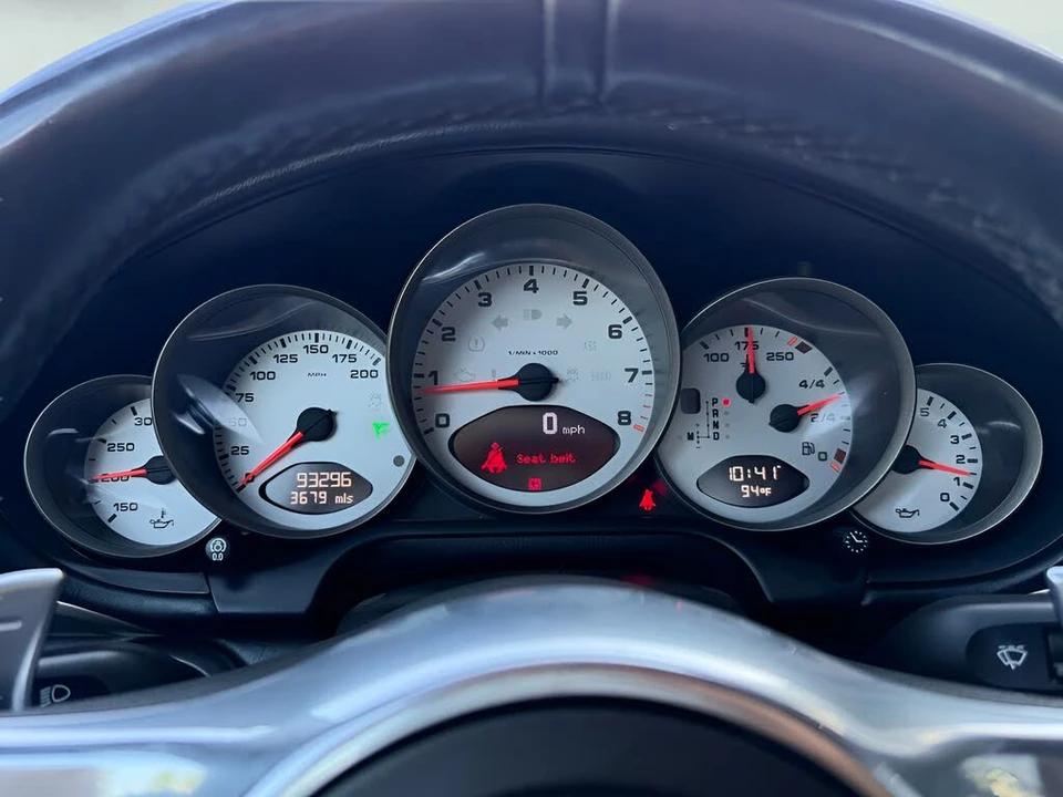 2011 Porsche 997 Carrera 4S - Image 18 of 23