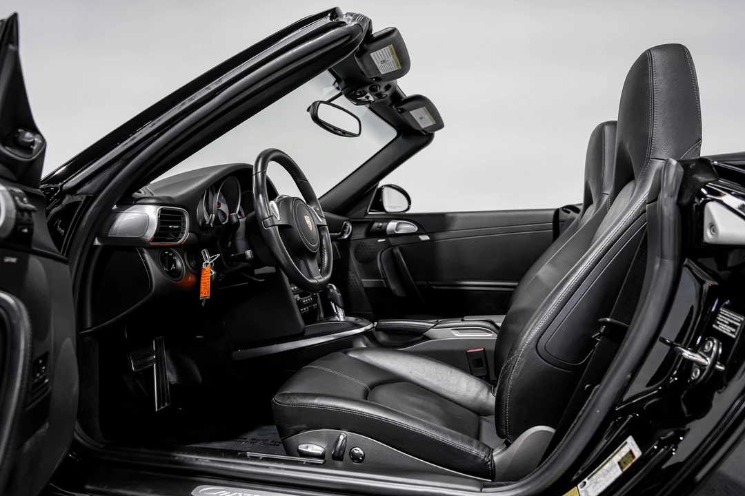 2011 Porsche 997 Carrera 4S - Image 18 of 21