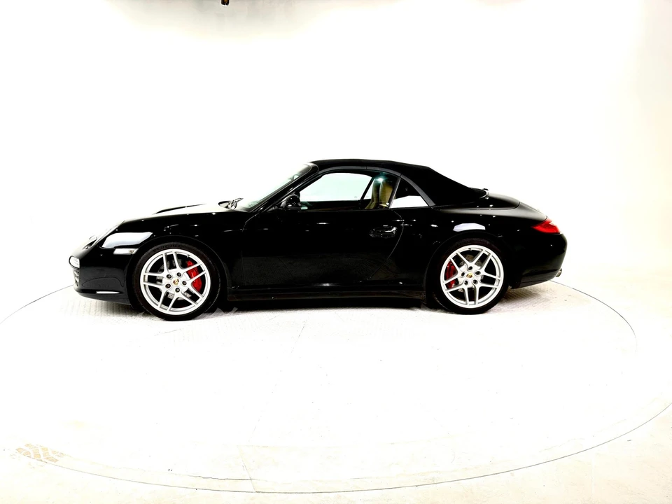 2011 Porsche 997 Carrera 4S - Image 8 of 31