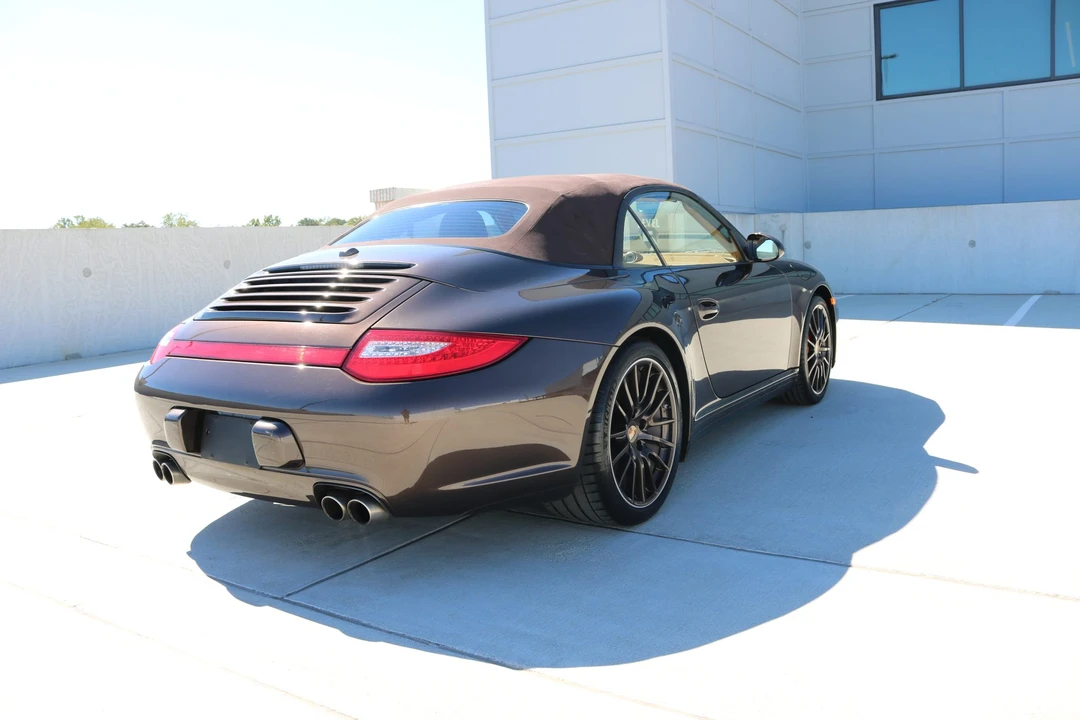 2011 Porsche 997 Carrera 4S - Image 16 of 31