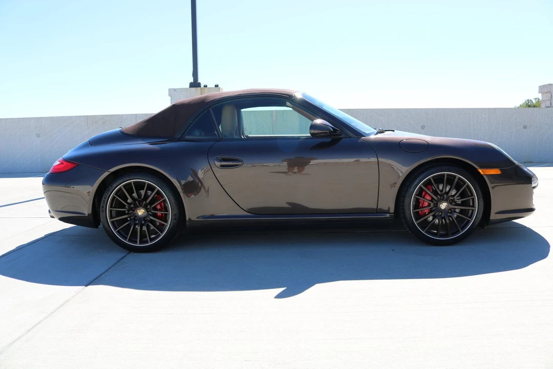 2011 Porsche 997 Carrera 4S - Image 13 of 31