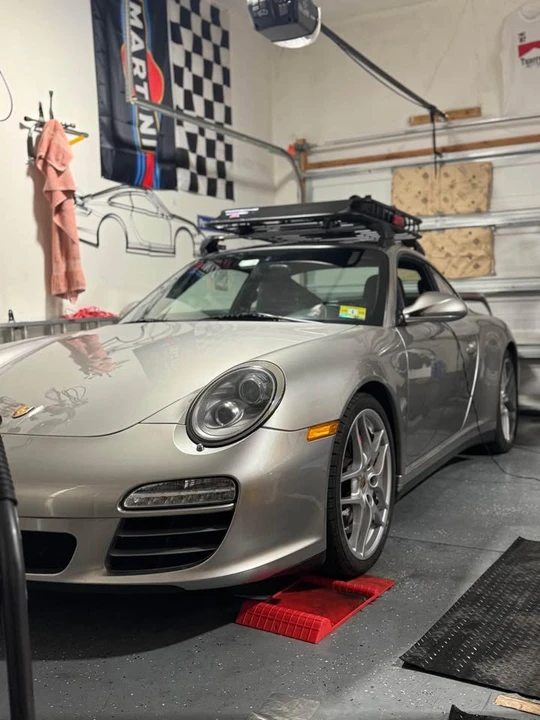 2011 Porsche 997 Carrera 4S - Image 8 of 11