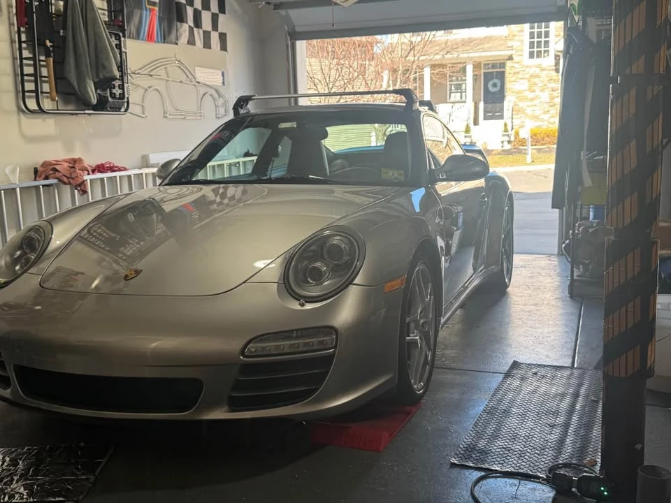 2011 Porsche 997 Carrera 4S - Image 5 of 11