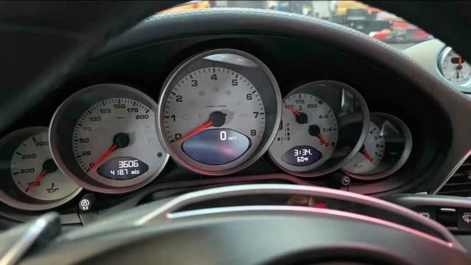 2011 Porsche 997 Carrera 4S - Image 2 of 5