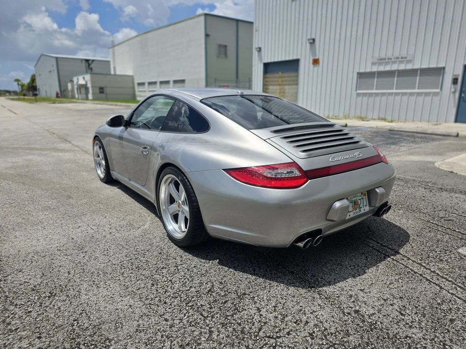 2011 Porsche 997 Carrera S - Image 21 of 31