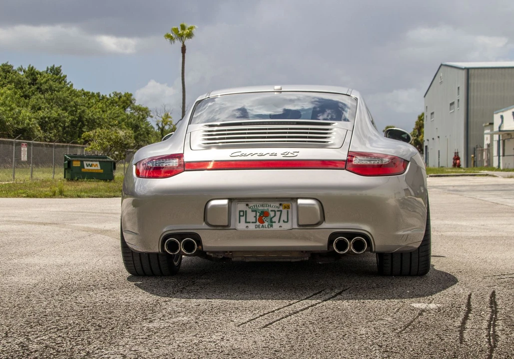 2011 Porsche 997 Carrera S - Image 24 of 31