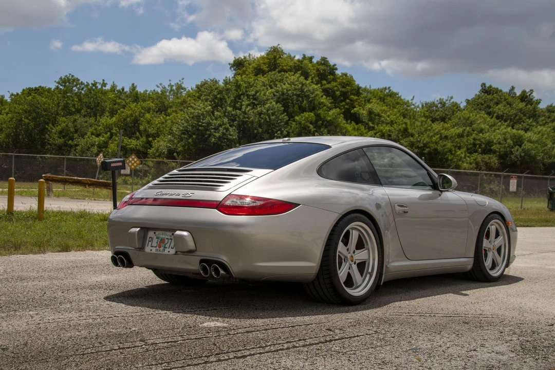 2011 Porsche 997 Carrera S - Image 10 of 31