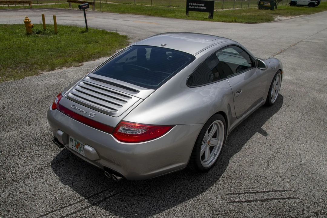 2011 Porsche 997 Carrera S - Image 25 of 31