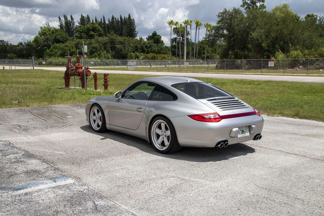 2011 Porsche 997 Carrera S - Image 6 of 31