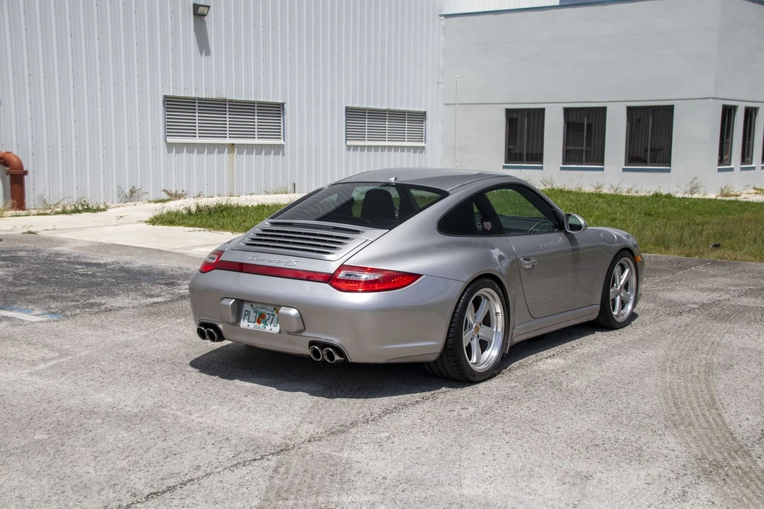 2011 Porsche 997 Carrera S - Image 26 of 31