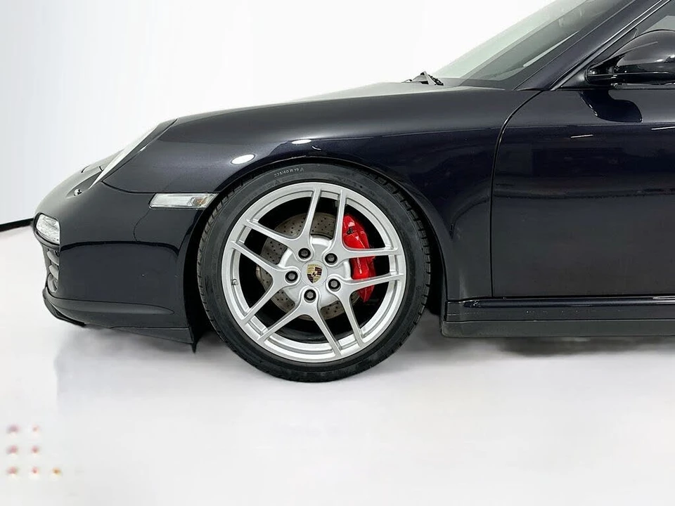 2011 Porsche 997 Carrera 4S - Image 17 of 18