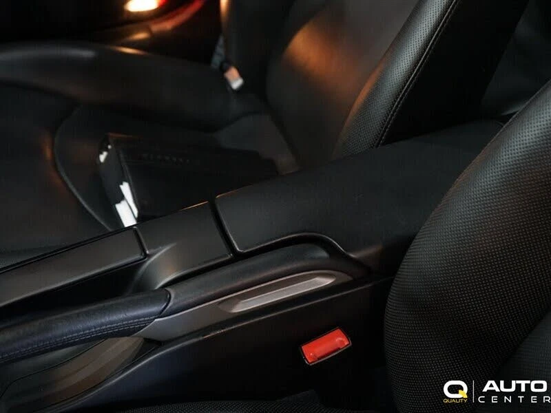 2011 Porsche 997 Carrera 4S - Image 17 of 30