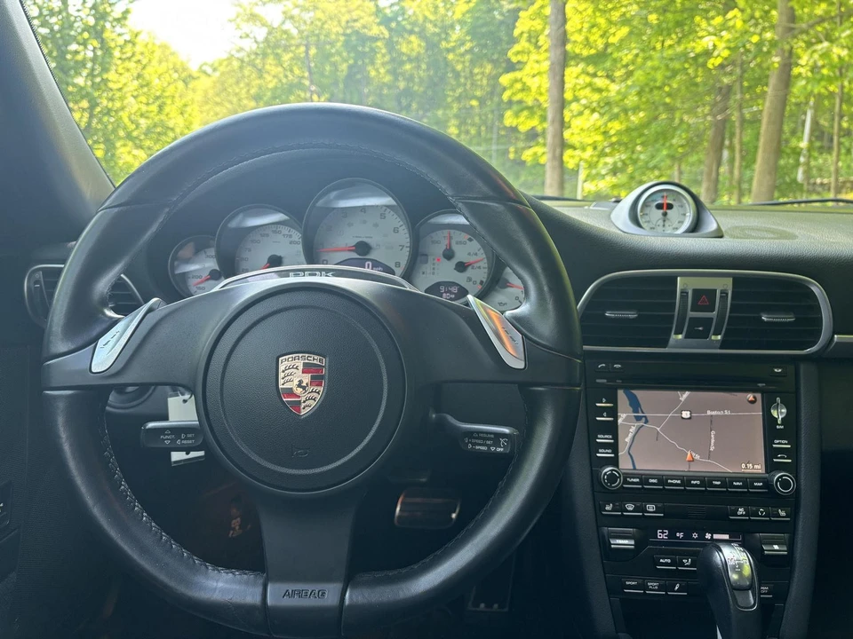 2011 Porsche 997 Carrera 4S - Image 20 of 31