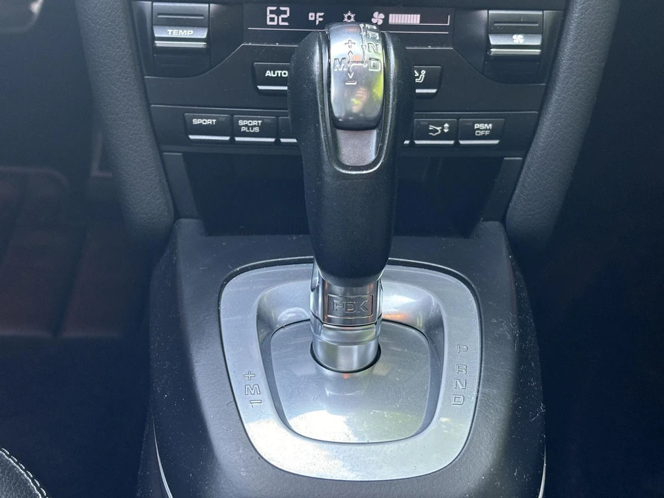 2011 Porsche 997 Carrera 4S - Image 21 of 31