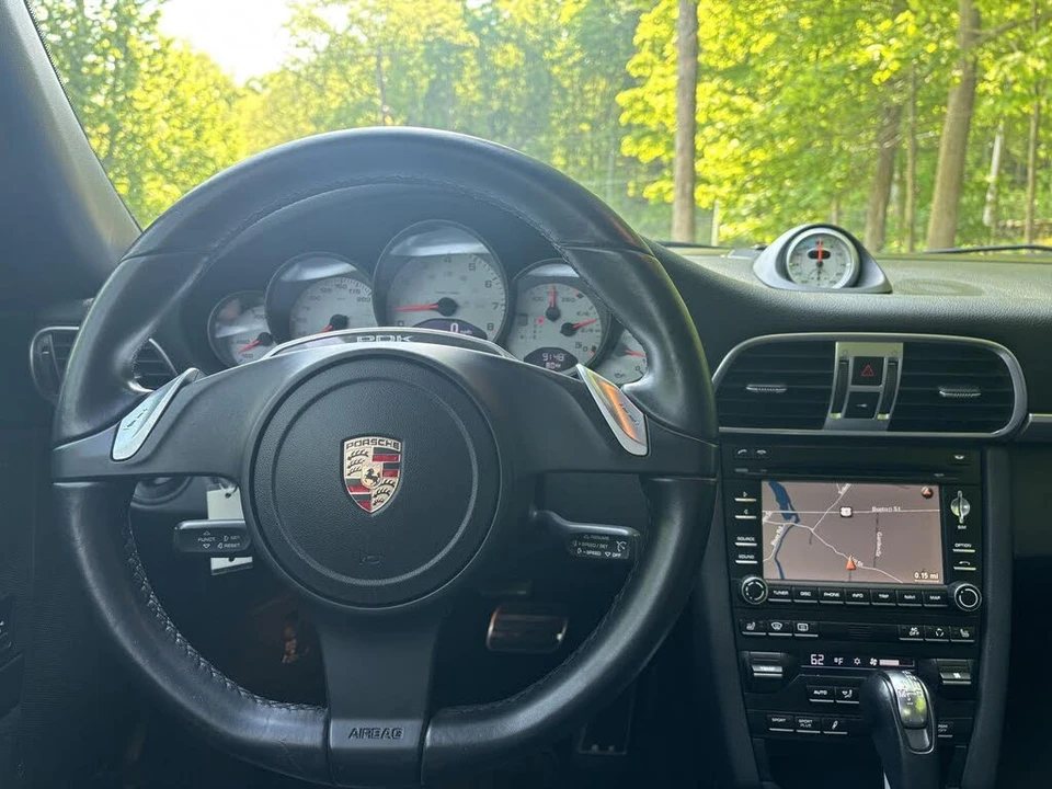 2011 Porsche 997 Carrera 4S - Image 20 of 31