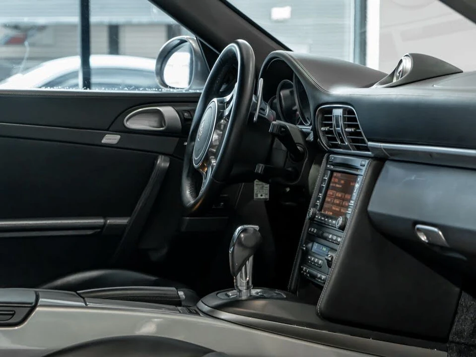 2011 Porsche 997 Carrera 4S - Image 25 of 29