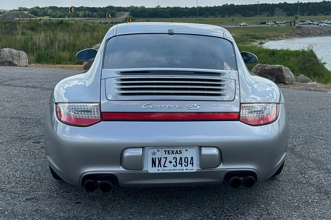 2011 Porsche 997 Carrera 4S - Image 5 of 31