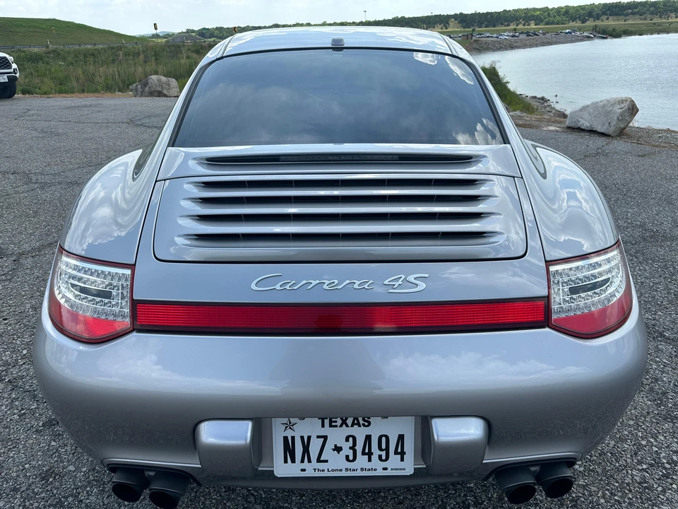 2011 Porsche 997 Carrera 4S - Image 16 of 31