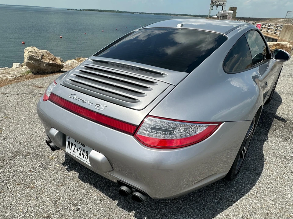 2011 Porsche 997 Carrera 4S - Image 18 of 31