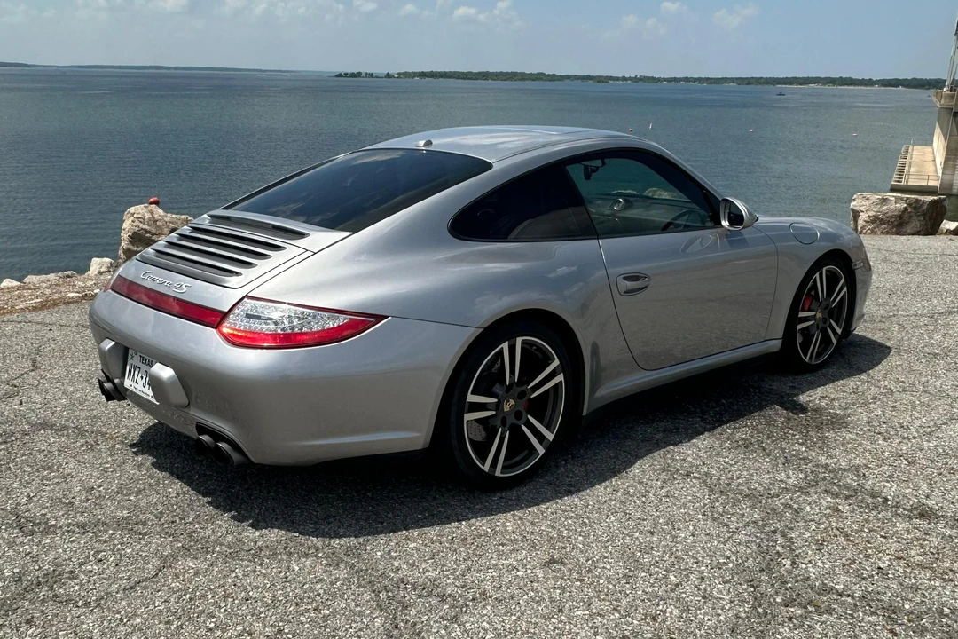 2011 Porsche 997 Carrera 4S - Image 19 of 31