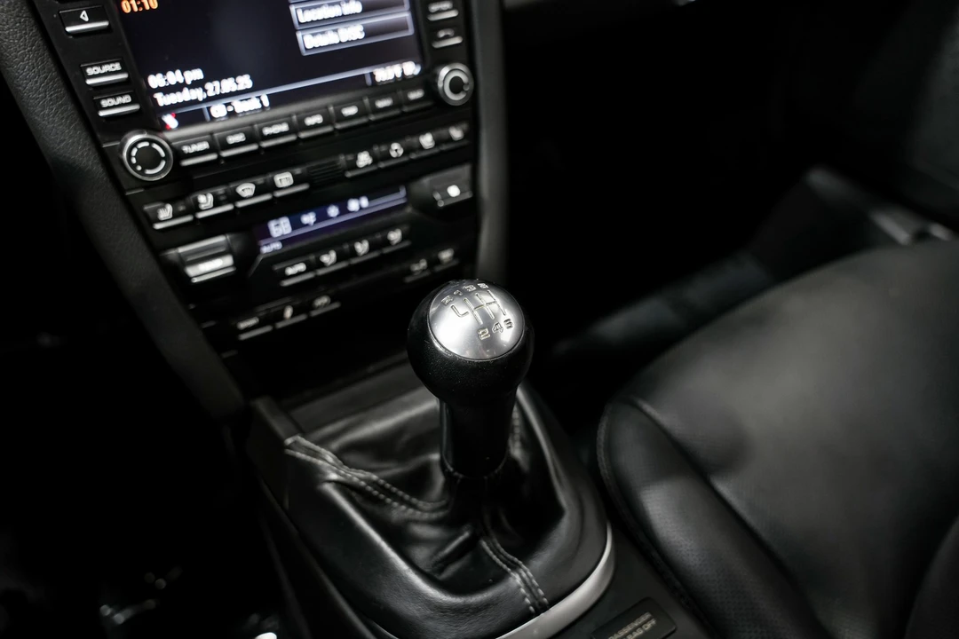 2011 Porsche 997 Carrera 4S - Image 14 of 21