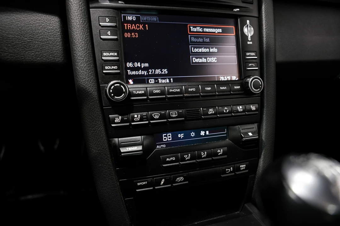 2011 Porsche 997 Carrera 4S - Image 13 of 21