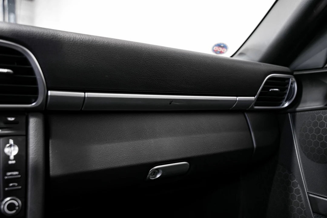 2011 Porsche 997 Carrera 4S - Image 15 of 21