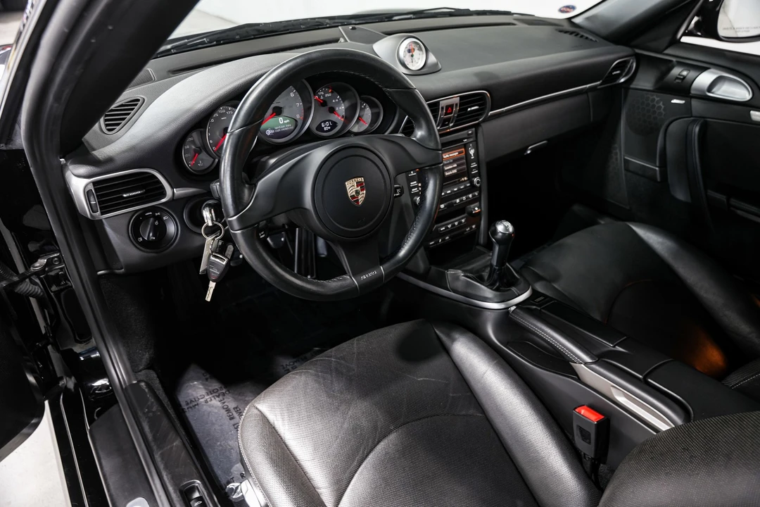 2011 Porsche 997 Carrera 4S - Image 9 of 12