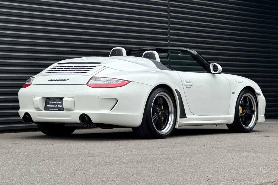 2011 Porsche 997 Carrera 4S - Image 8 of 21