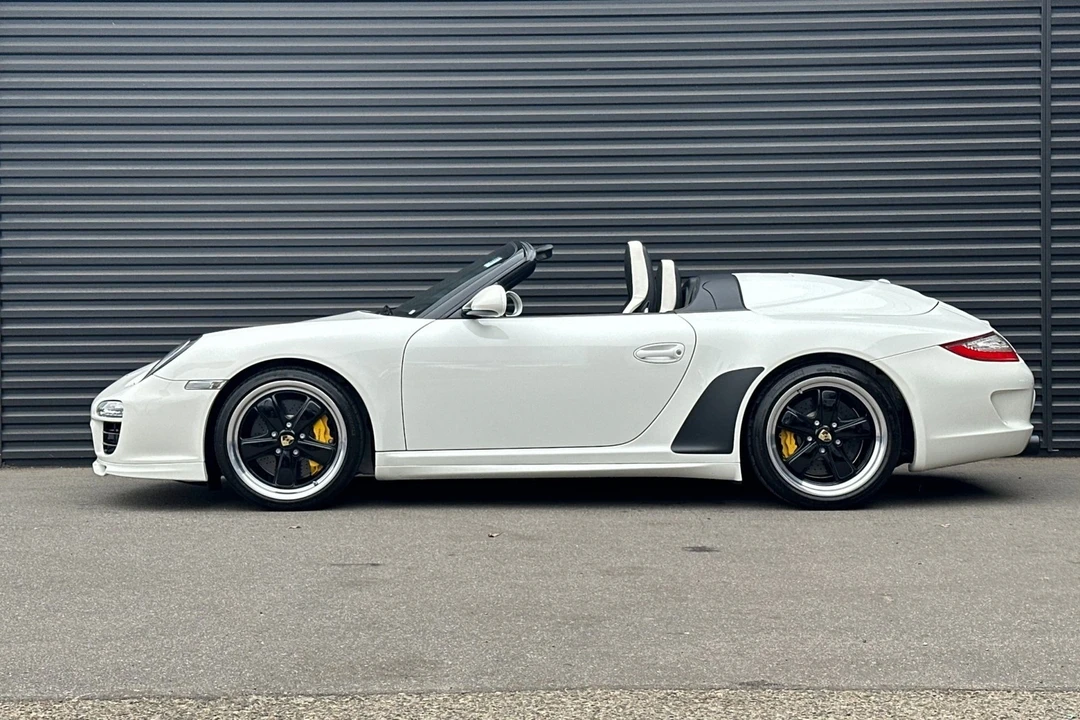2011 Porsche 997 Carrera 4S - Image 2 of 21