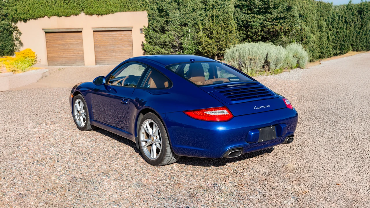 2011 Porsche 997 Carrera - Image 8 of 31