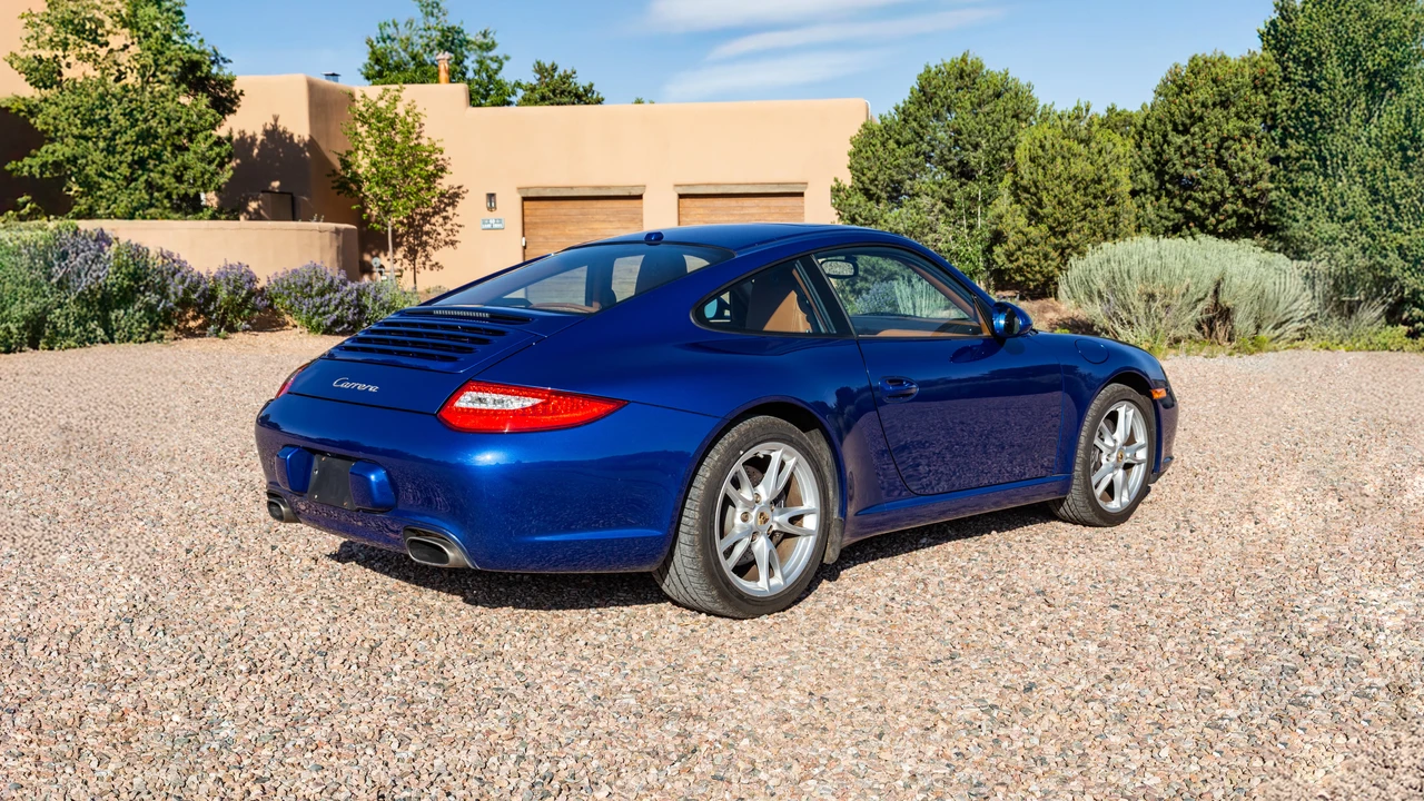 2011 Porsche 997 Carrera - Image 6 of 31