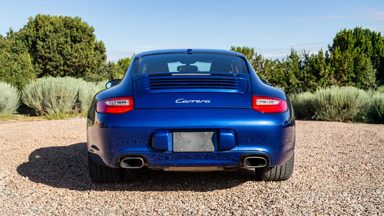 2011 Porsche 997 Carrera - Image 7 of 31