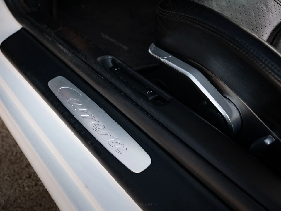 2011 Porsche 997 Carrera - Image 20 of 26