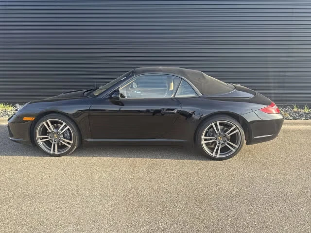 2011 Porsche 997 Carrera - Image 26 of 31