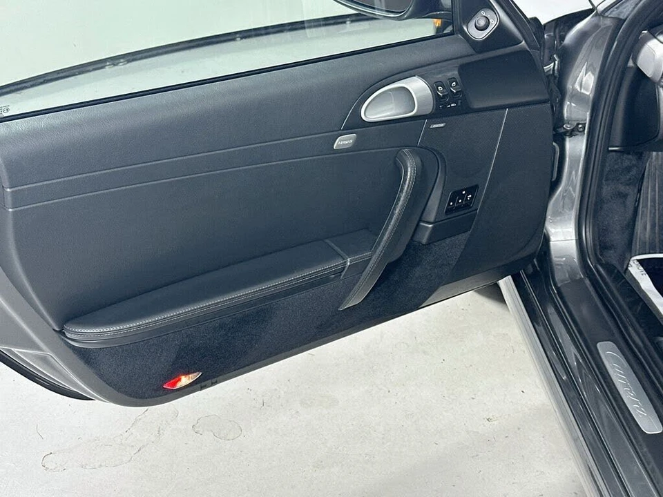 2011 Porsche 997 Carrera - Image 13 of 26