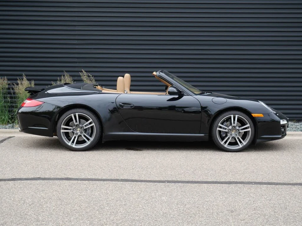 2011 Porsche 997 Carrera - Image 26 of 27