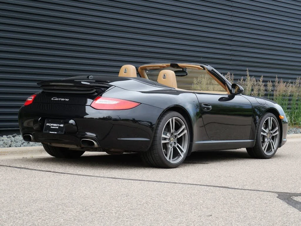 2011 Porsche 997 Carrera - Image 25 of 27