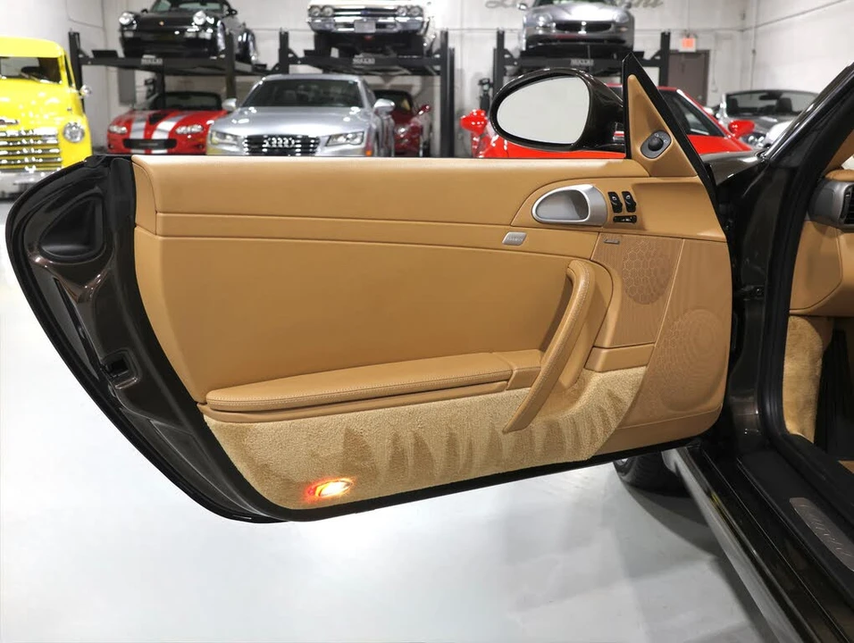 2011 Porsche 997 Carrera - Image 14 of 31
