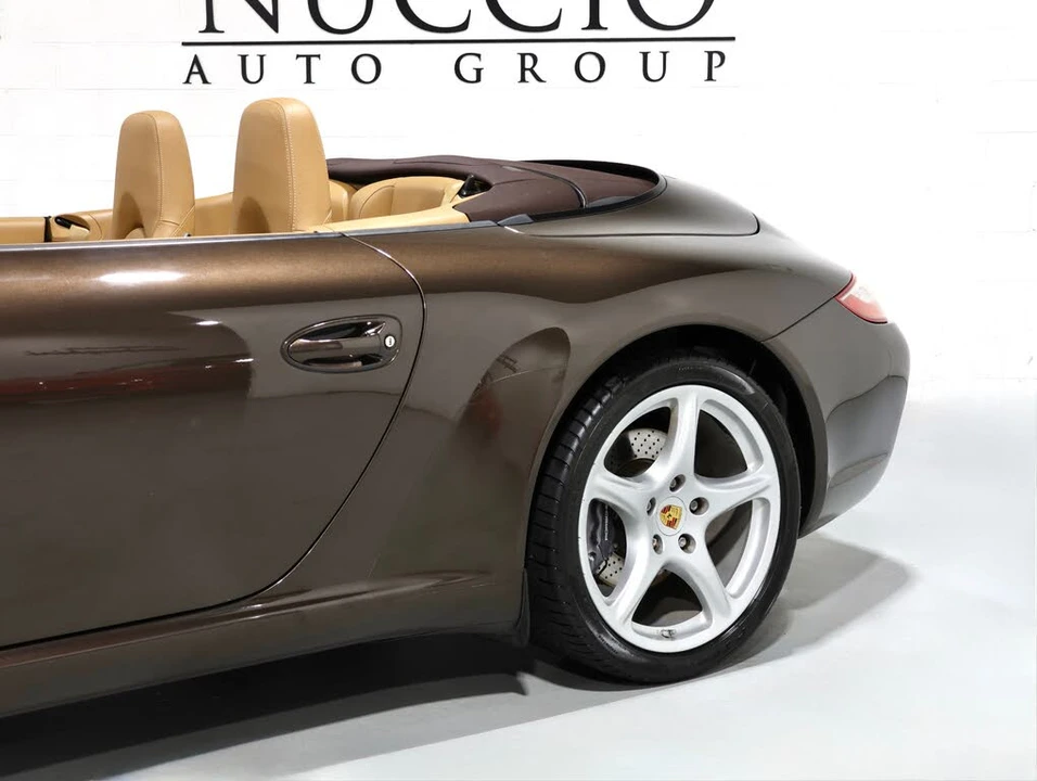 2011 Porsche 997 Carrera - Image 16 of 31