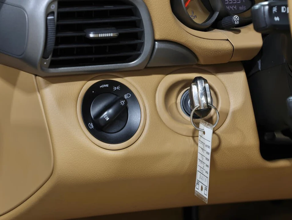 2011 Porsche 997 Carrera - Image 17 of 31